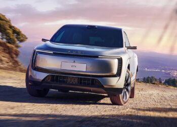 Audi lança SUV futurista exclusivo para a China e antecipa ofensiva elétrica com o novo E7X