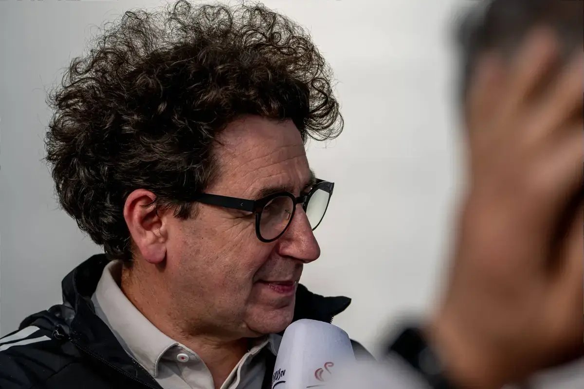 O início impressionante da Audi na F1: Binotto revela grandes problemas na unidade de potência que estão a prejudicar o desempenho.