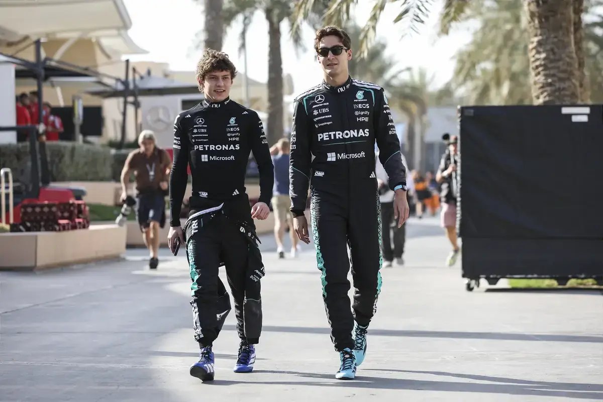 George Russell enfrenta um momento crucial na corrida pelo título de F1: será este o seu ano para brilhar?