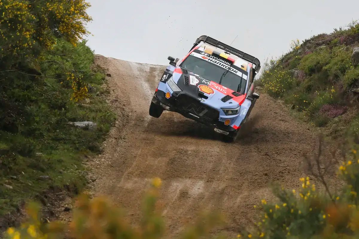 Thierry Neuville secures an impressive victory at the Rally de Portugal, recovering from his misfortune in Croatia.