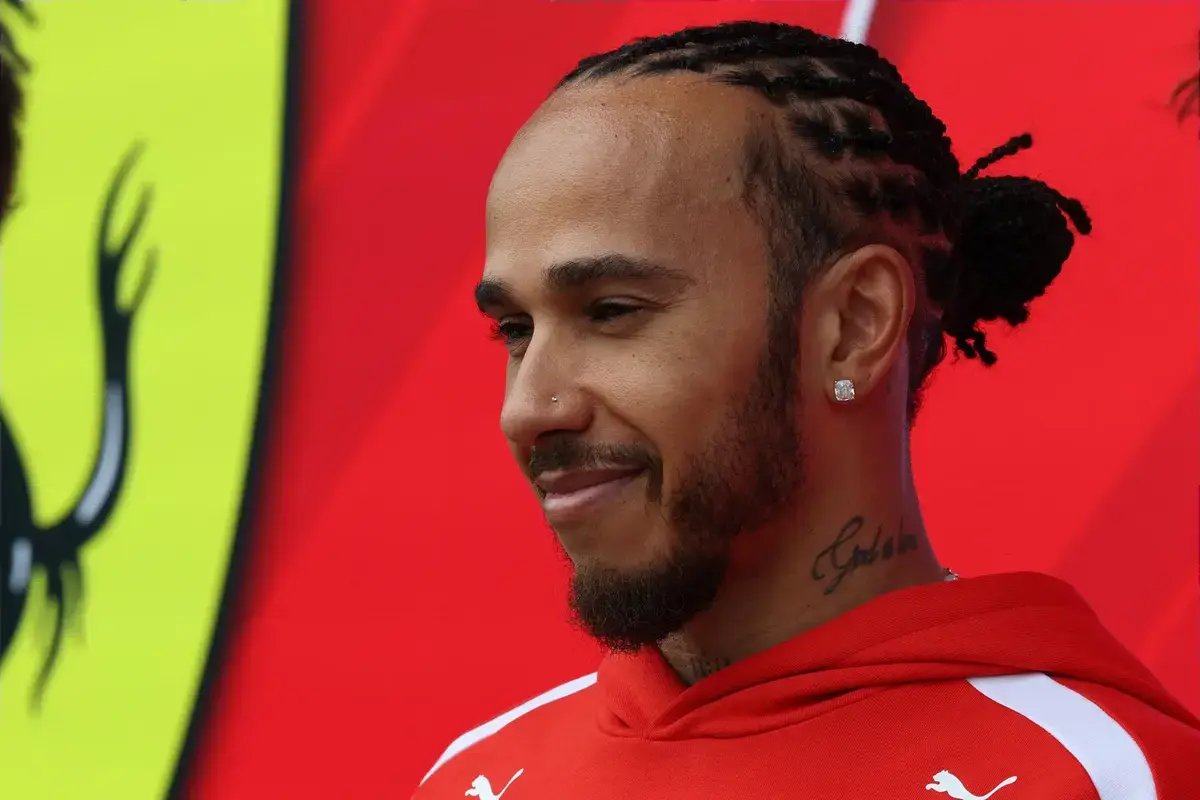 Guenther Steiner revela quando Hamilton deixará a Ferrari