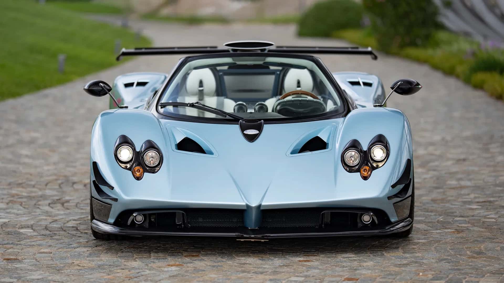 Pagani volta a surpreender com o novo Zonda Cervino