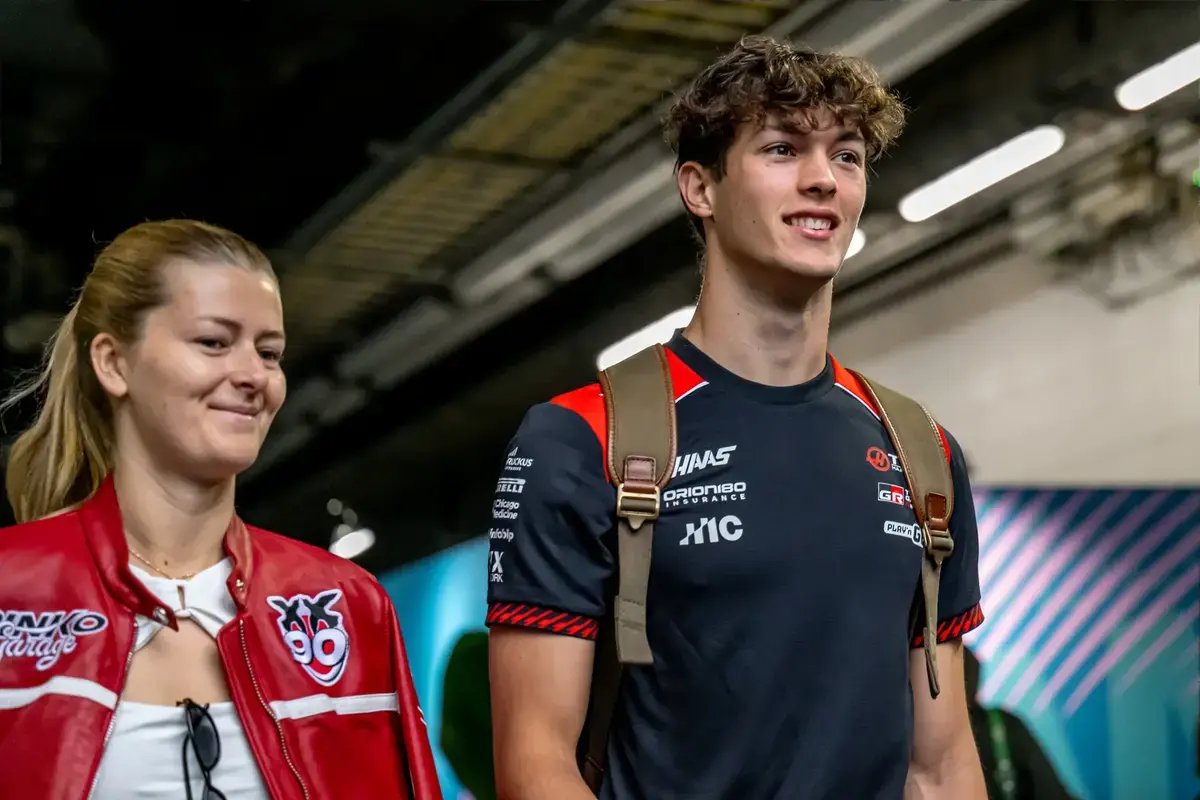 Alonso elogia talento de Kimi Antonelli, mas destaca concorrência de Bearman