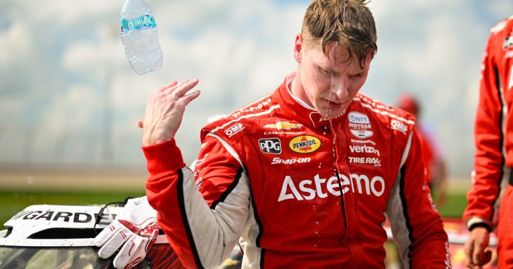 Josef Newgarden falha vitória em casa e termina segundo em nashville
