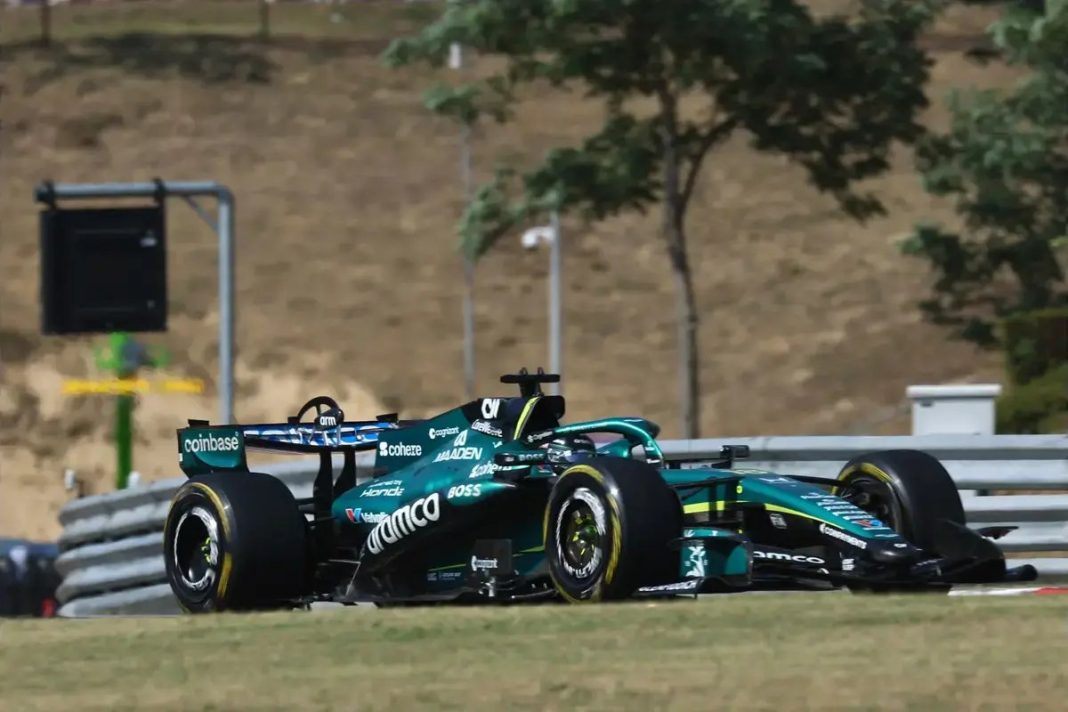 Aston Martin rejeita teoria de Sainz sobre melhor chassis no meio da tabela