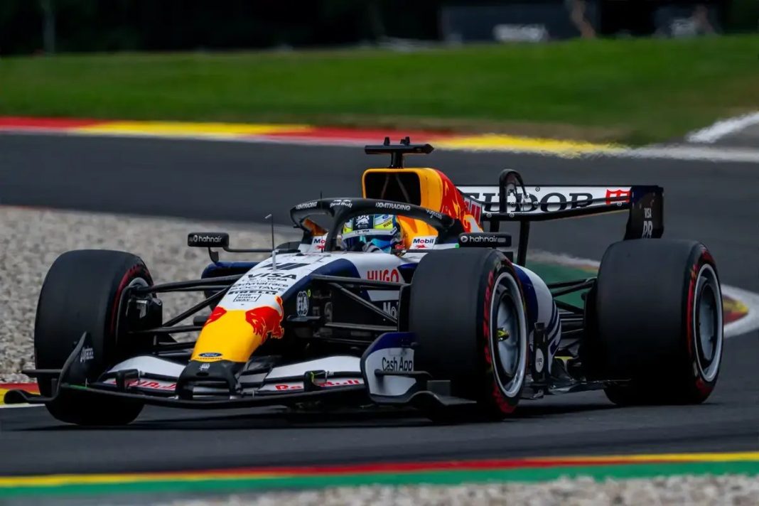 Atualizações no carro de Arvid Lindblad levam Racing Bulls ao top 10 na belga