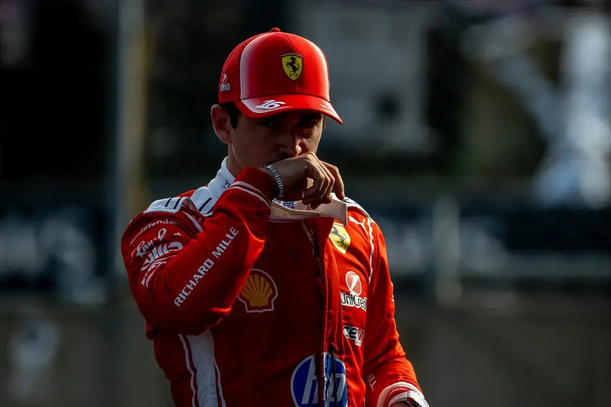 Charles Leclerc apela a uma estratégia agressiva de atualizações da Ferrari