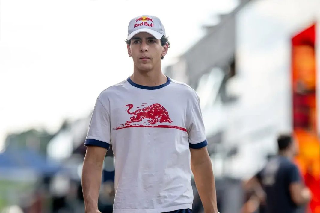 Ernesto Rivera vence a corrida principal de fórmula 3 no GP da bélgica