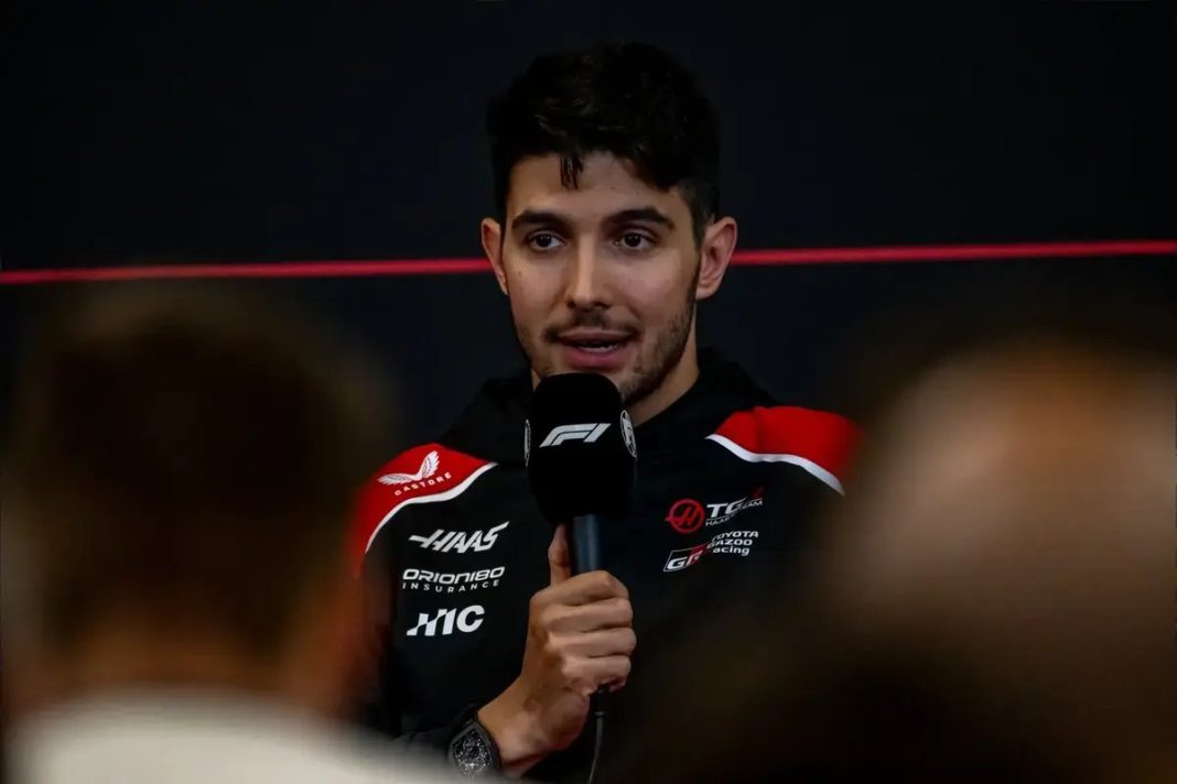 Esteban Ocon chamado aos comissários antes do treino em Spa