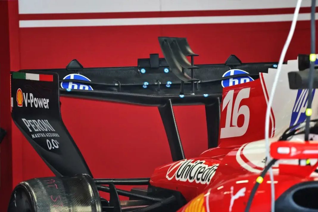 Ferrari introduz asa traseira macarena inspirada na McLaren