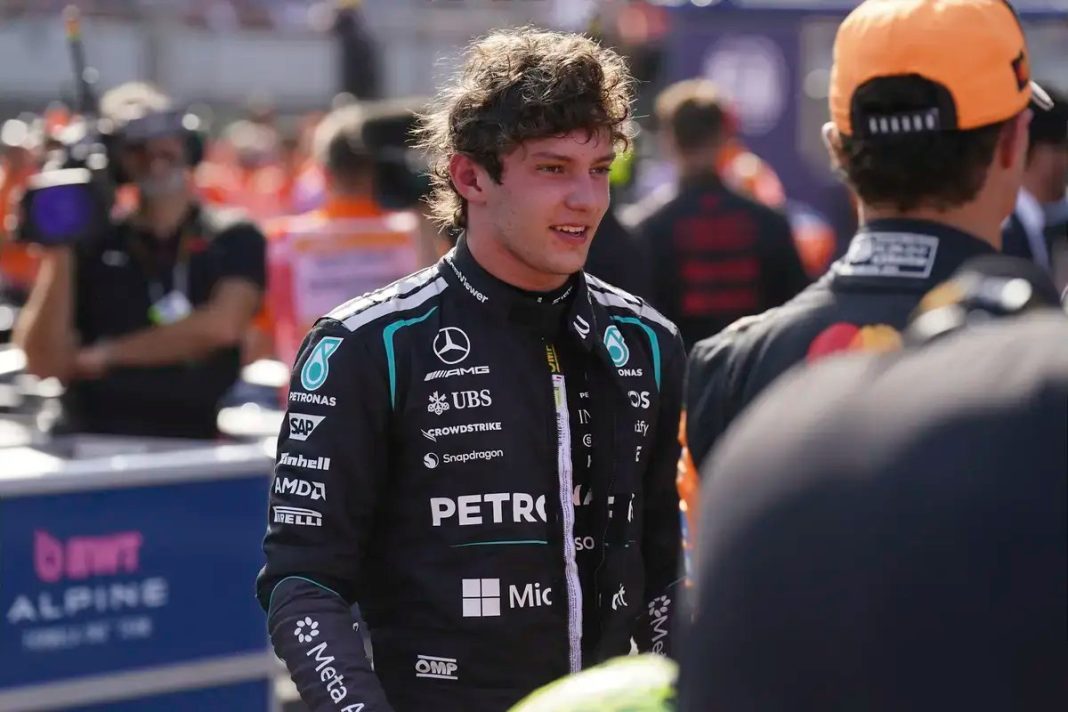 Fórmula 1 dividida após penalização de Antonelli no GP da Hungria