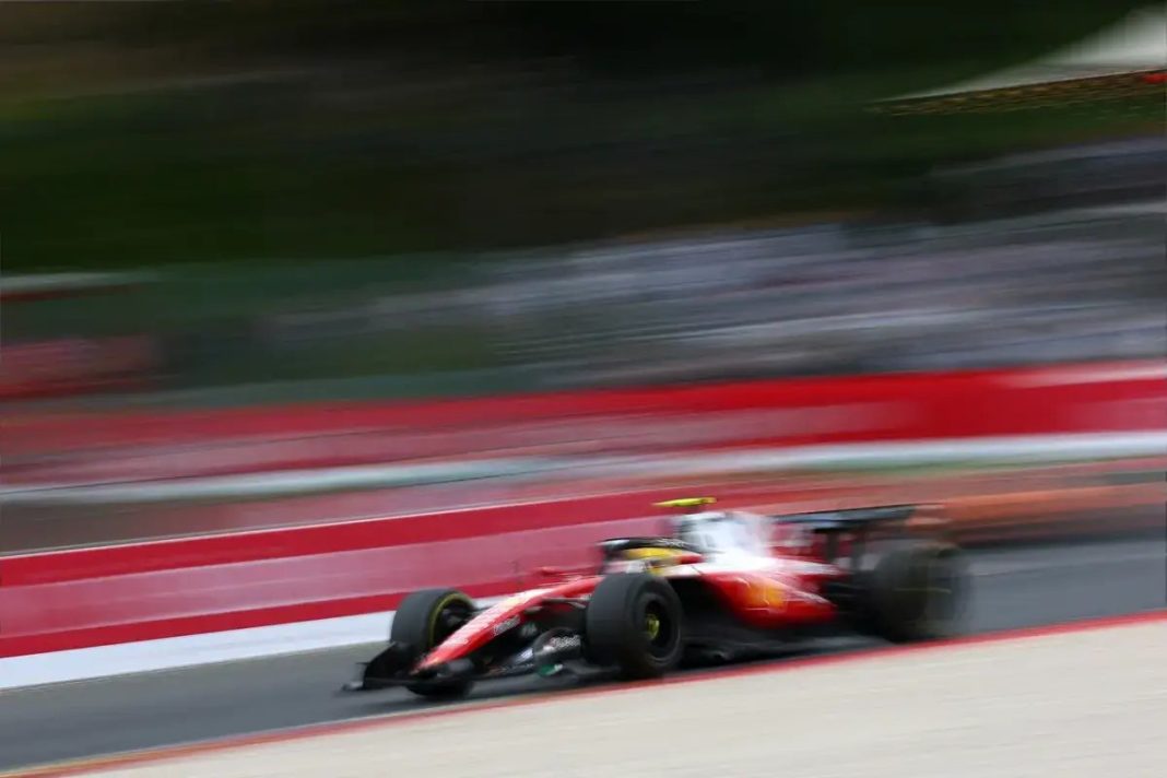 Hamilton assume culpa por incidente com mecânico na fase de Spa