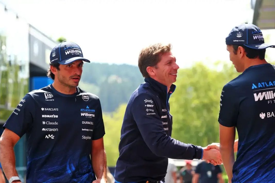 James Vowles destaca transparência para manter confiança de Sainz e Albon