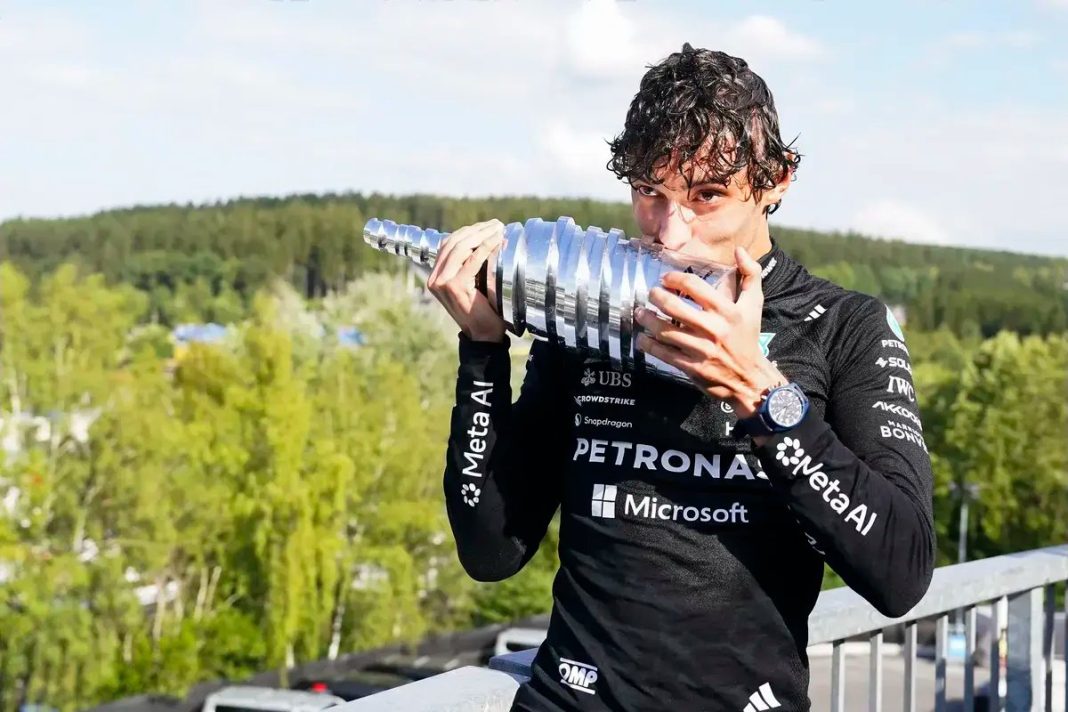 Kimi Antonelli alivia tensão após caos na volta inicial do GP da bélgica