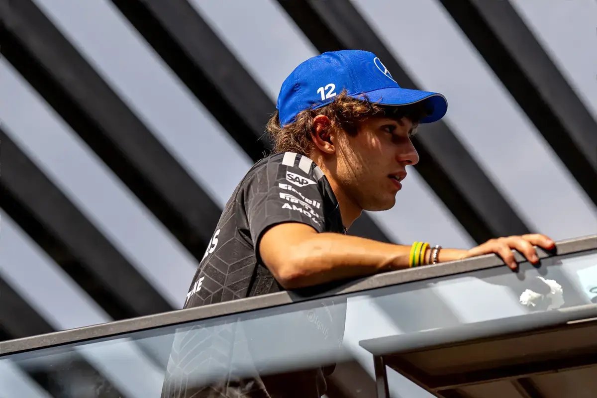 Kimi Antonelli Partilha Conselho De Roger Federer Em Wimbledon kimi-antonelli-partilha-conselho-de-roger-federer-em-wimbledon