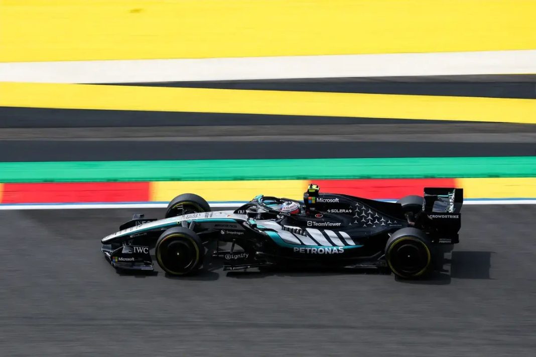 Kimi Antonelli perto de penalização na grelha após troca de motor na Mercedes
