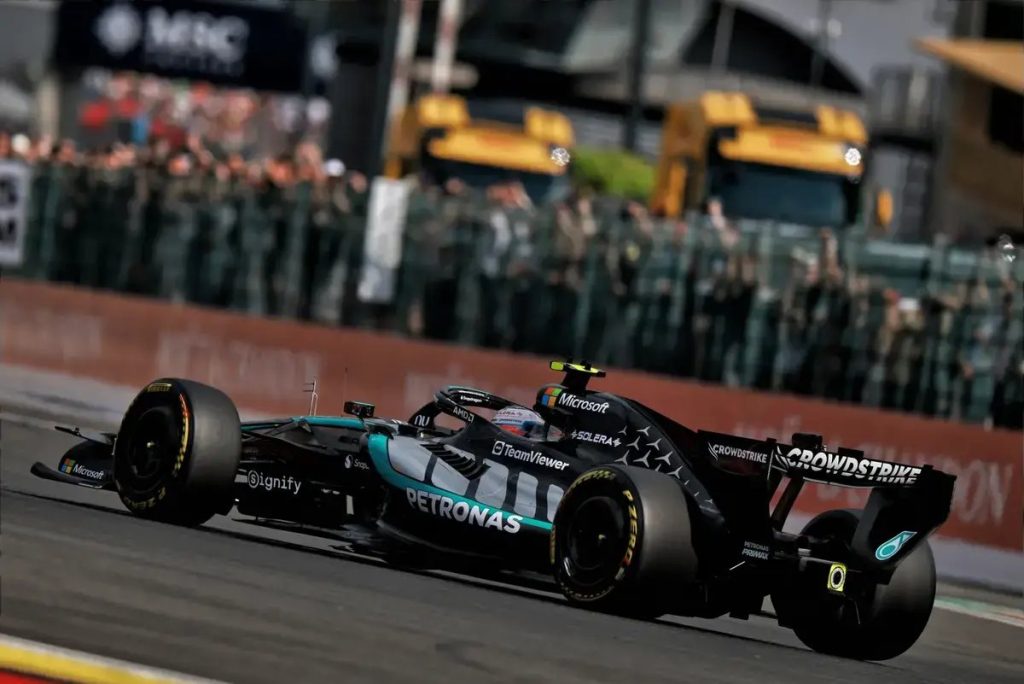 Kimi Antonelli perto de penalização na grelha em F1