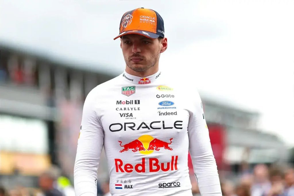 Max Verstappen sob pressão para decidir futuro na Red Bull