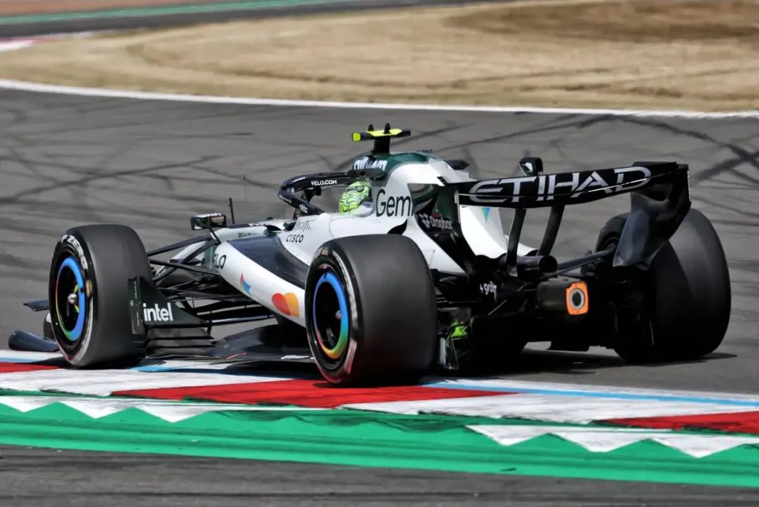 McLaren excluída da nova unidade motriz Mercedes no GP da grã-bretanha