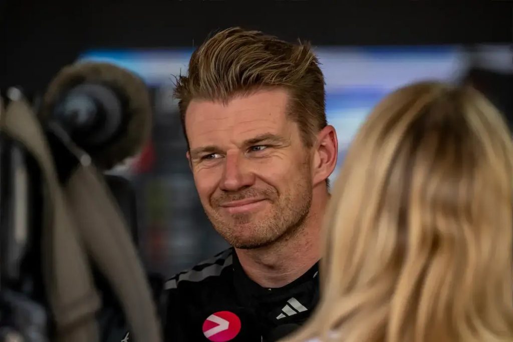 Nico Hülkenberg revela a sua longa relação com Max Verstappen