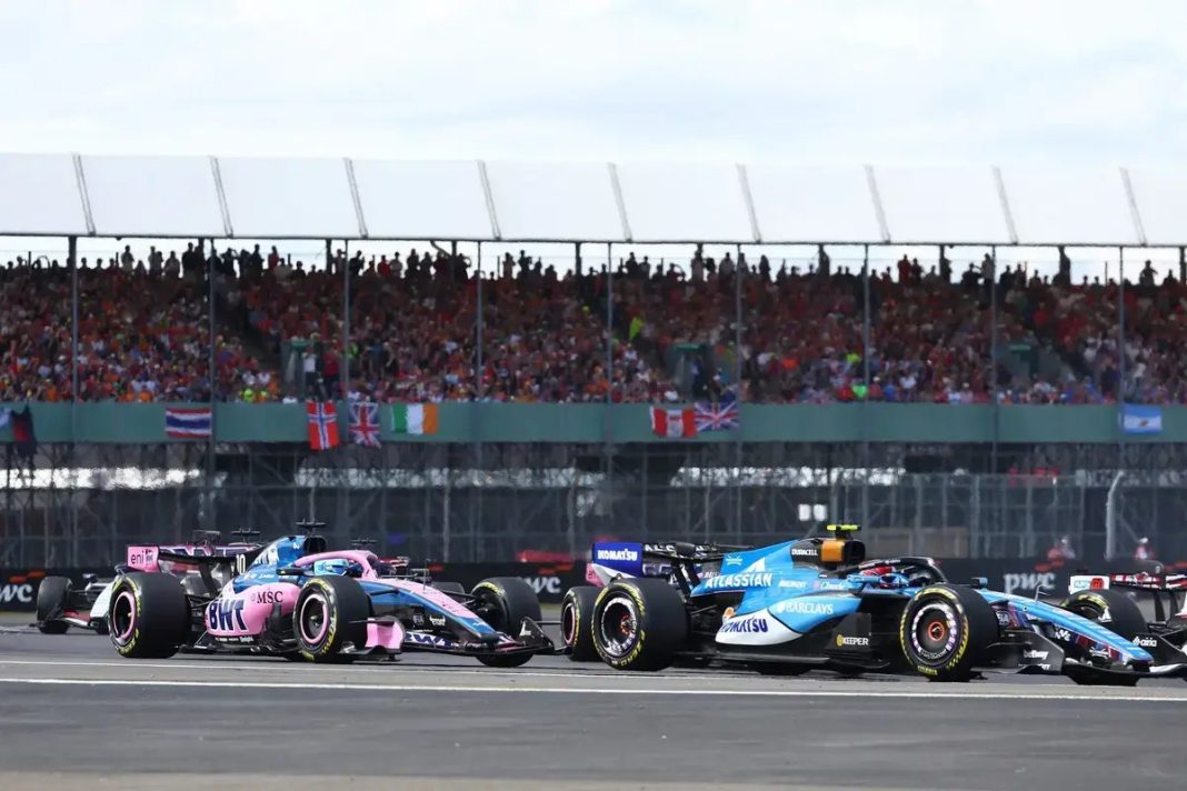 Penalização tardia da FIA retira brilho à corrida de Carlos Sainz em Silverstone