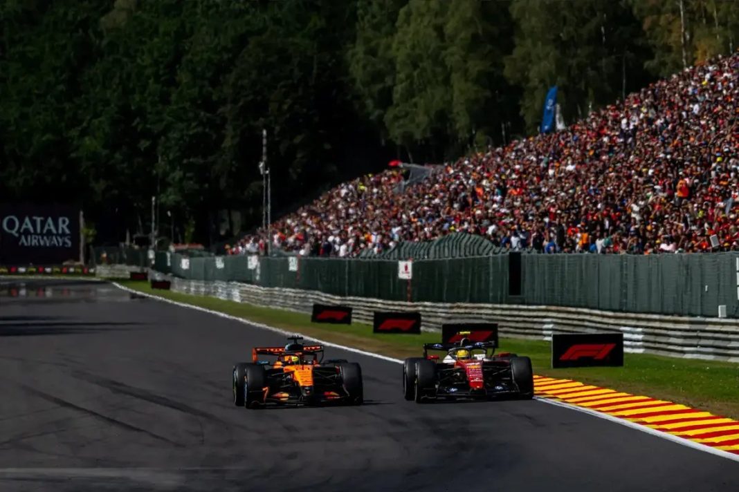 Piastri defende que Leclerc devia ter recebido bandeira preta e branca em Spa