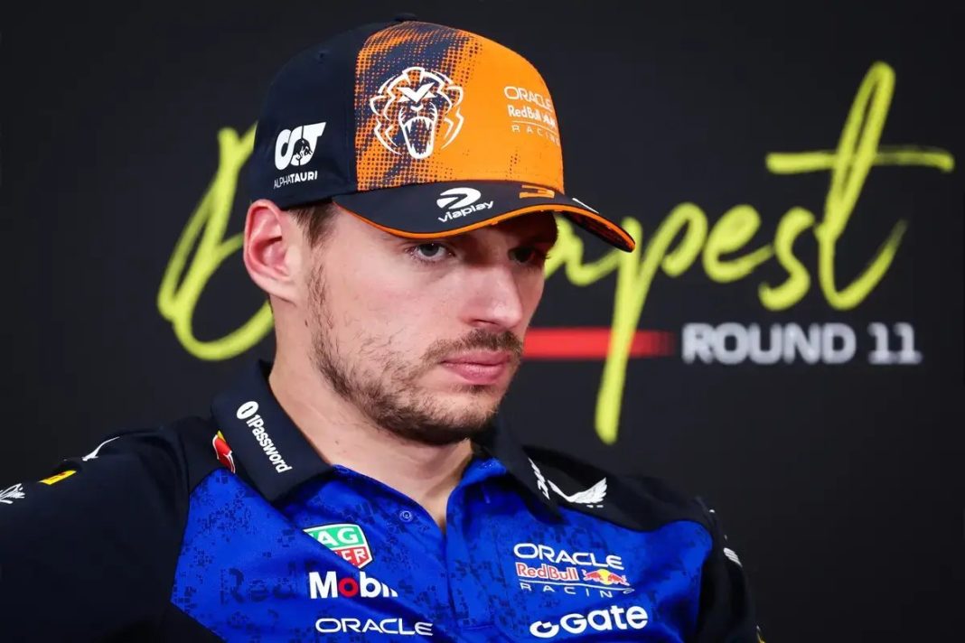 Verstappen identifica problemas de degradação no Red Bull que equipa não detecta