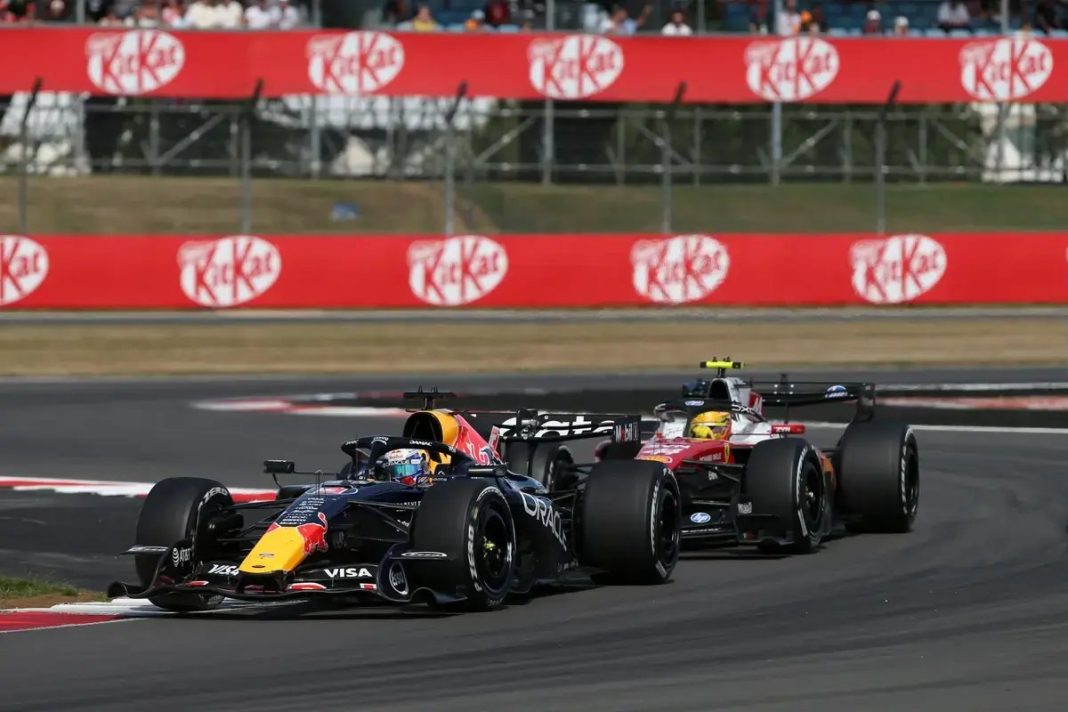 Verstappen impede penalização de Hamilton no GP da grã-bretanha