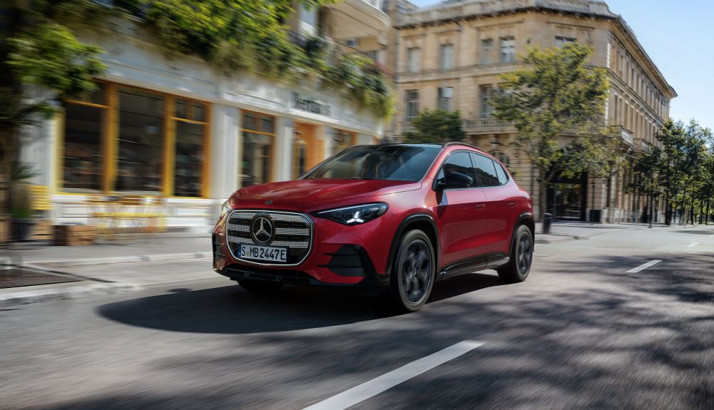 Mercedes-AMG prepara GLA elétrico com 680 CV e três motores