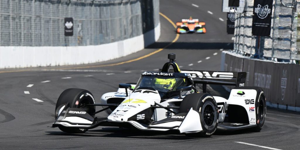 Mick Schumacher abandona corrida em markham após acidente