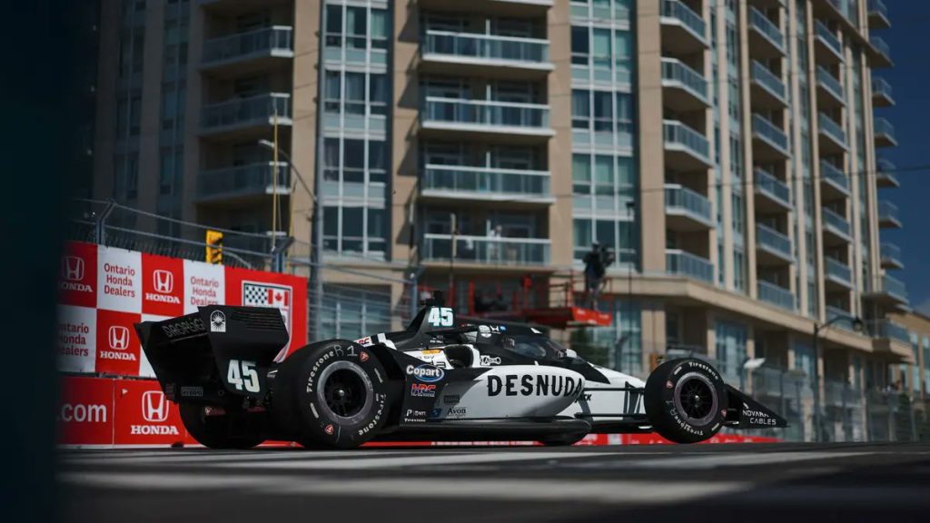 Louis Foster lidera segunda sessão de treinos em markham