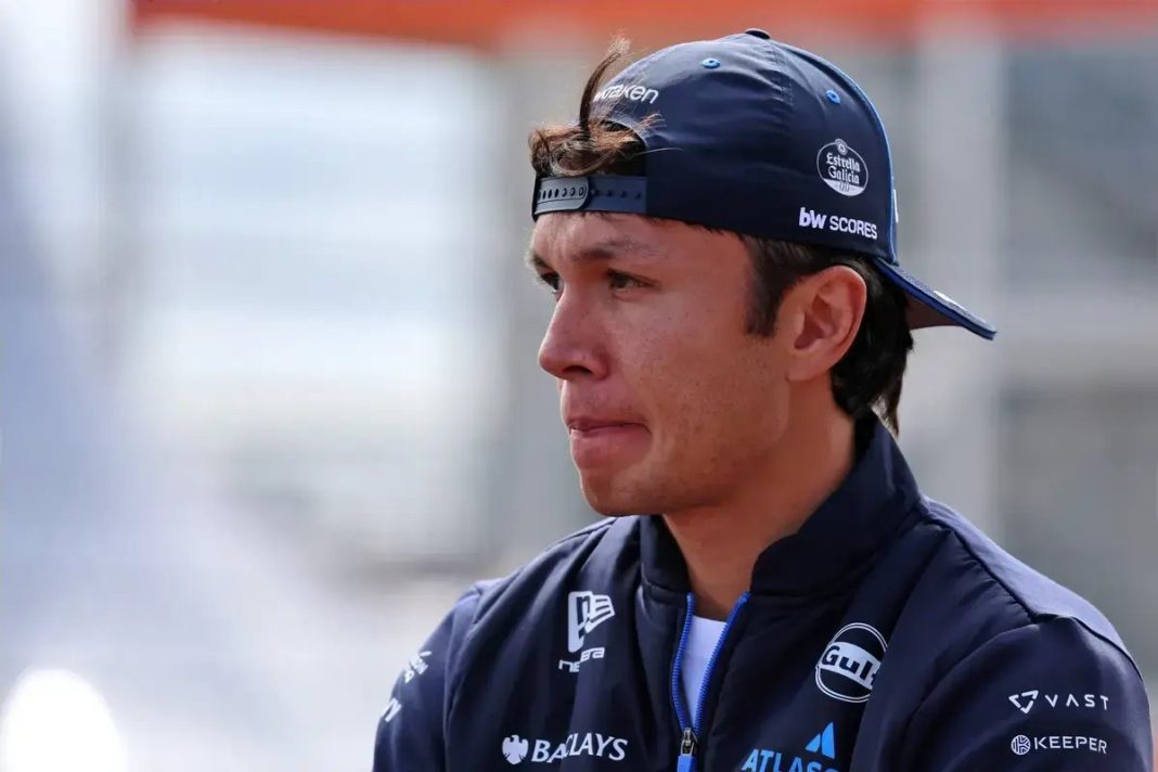 Alex Albon explica a importância da partilha de informações na Williams
