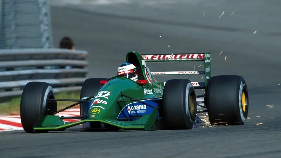 Carro de F1 de Michael Schumacher vai a leilão com estimativa de venda entre 325.000 e 525.000 libras