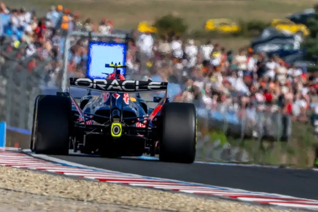 Isack Hadjar aponta área crucial para melhorar face a Max Verstappen