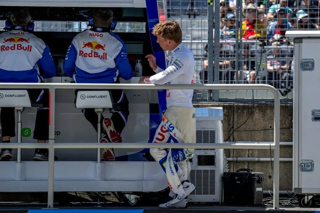 Liam Lawson enfrenta desafio improvável na estreia pela Red Bull em F1