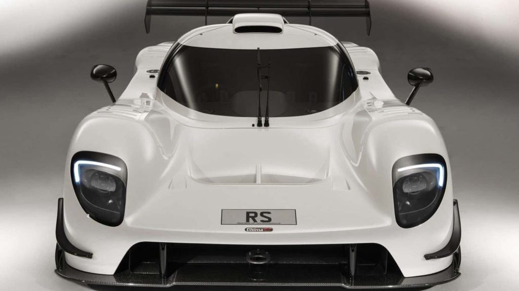 Tem 700 CV, motor V8 central e quer desafiar o Corvette ZR1