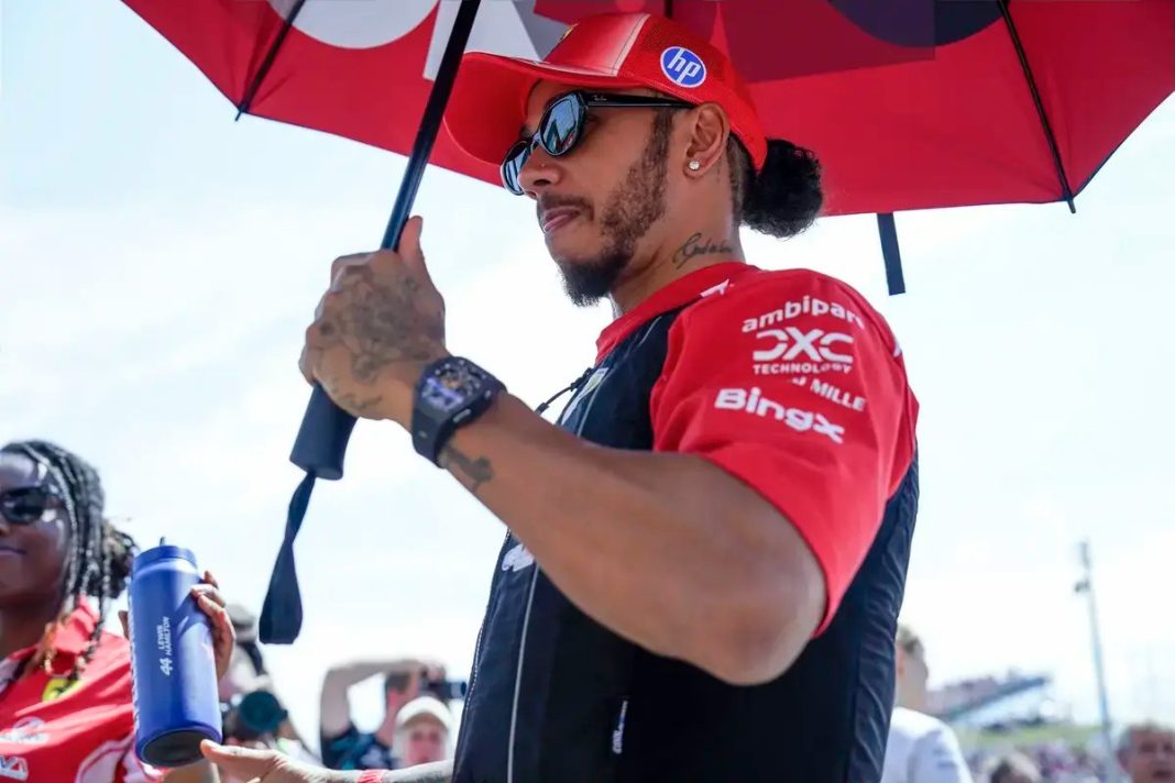Problema de Lewis Hamilton comparado ao de George Russell pela F1
