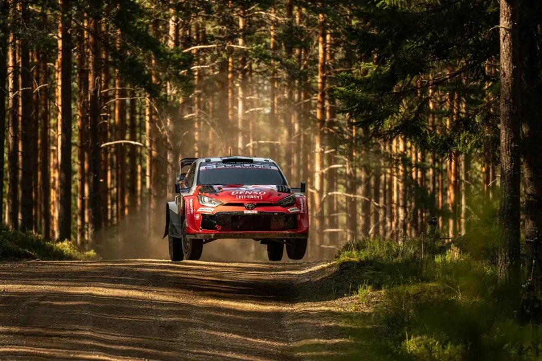 Sami Pajari lidera o WRC com sete pódios e duas vitórias em 2024