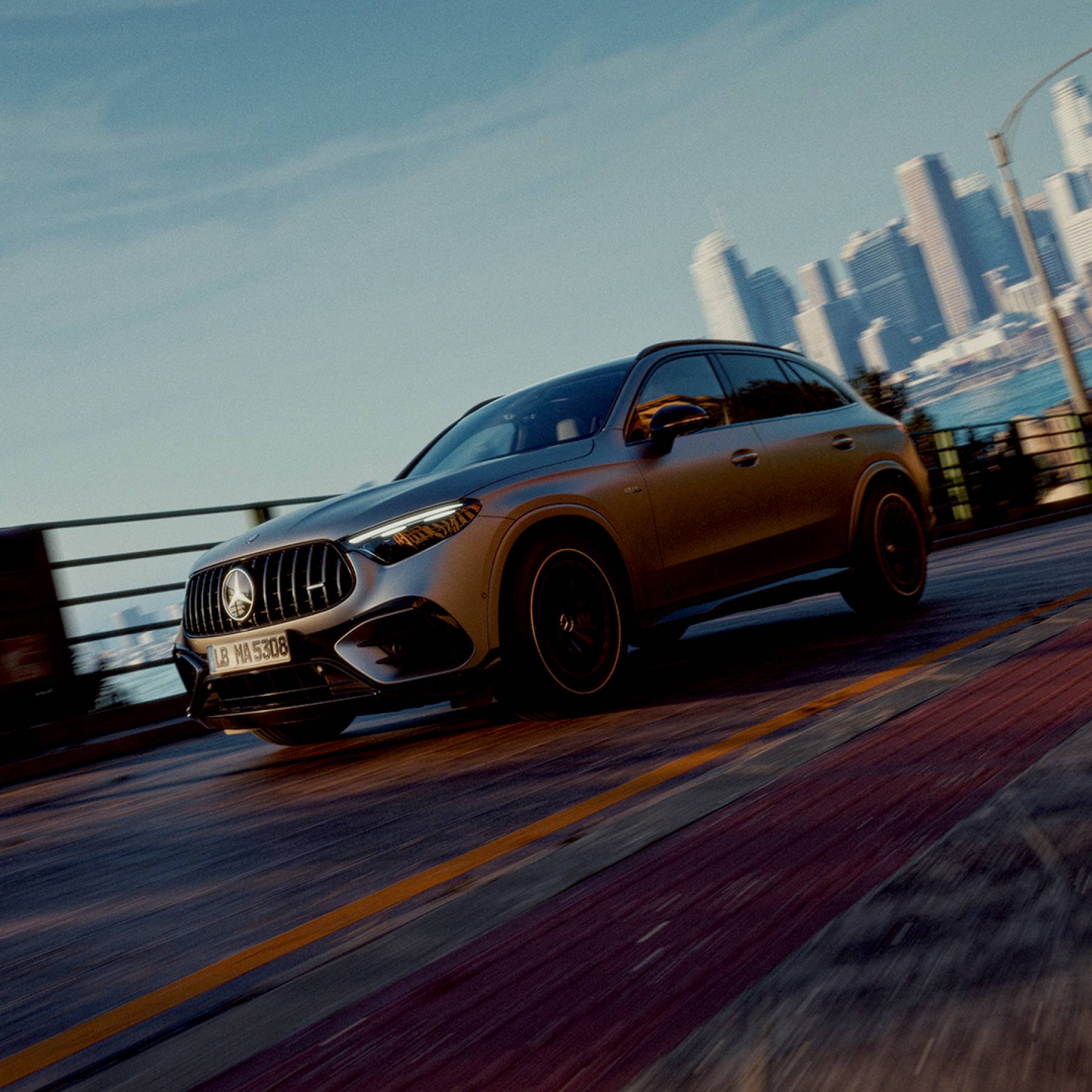 O Mercedes-AMG GLC 53 4MATIC+ noutra fotografia do comunicado da Mercedes-AMG.