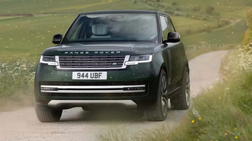 Range Rover Electric traz 550 CV e quase 600 km de autonomia