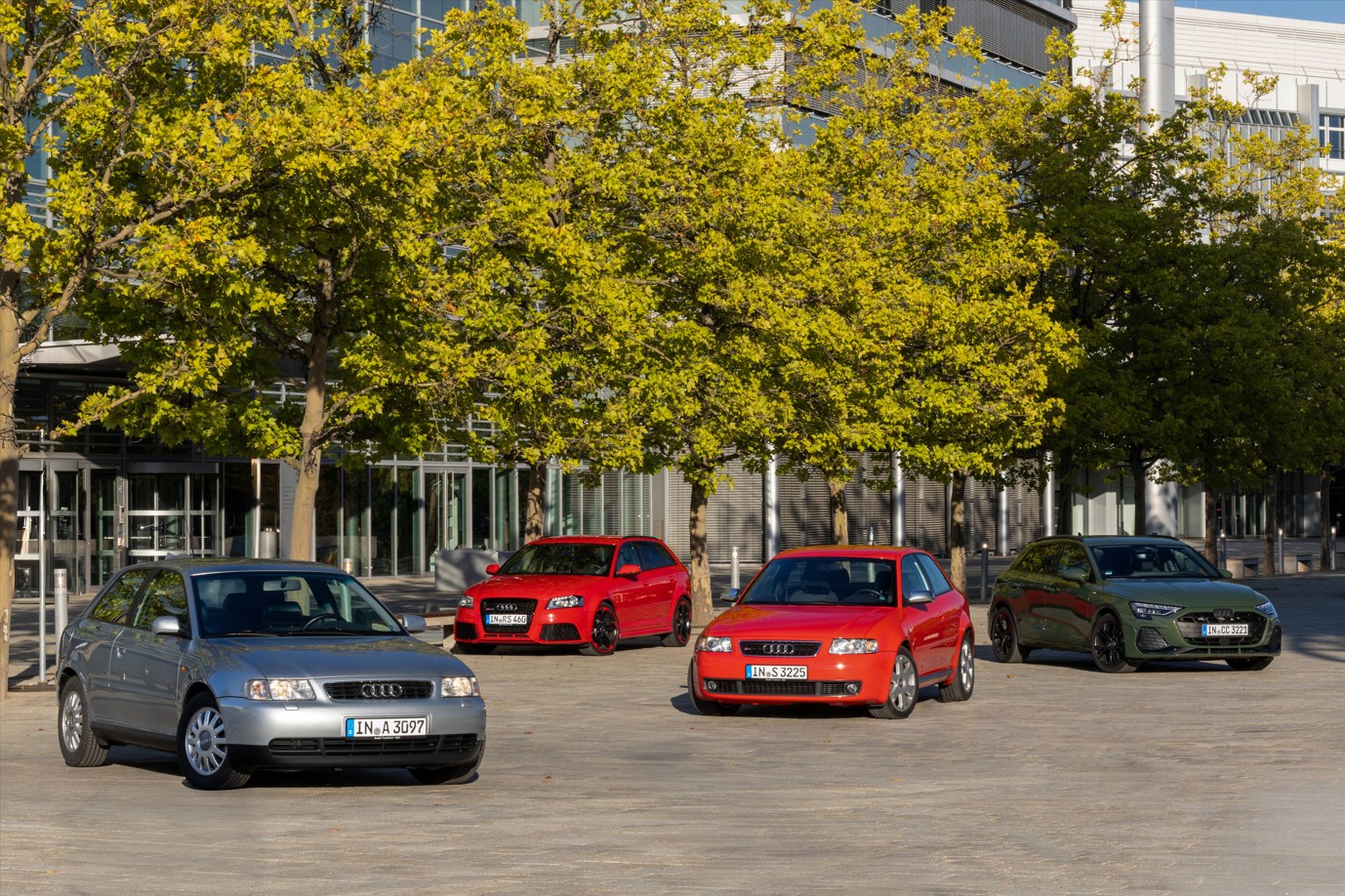 Audi A3 celebra 30 anos com mais de seis milhões de unidades produzidas