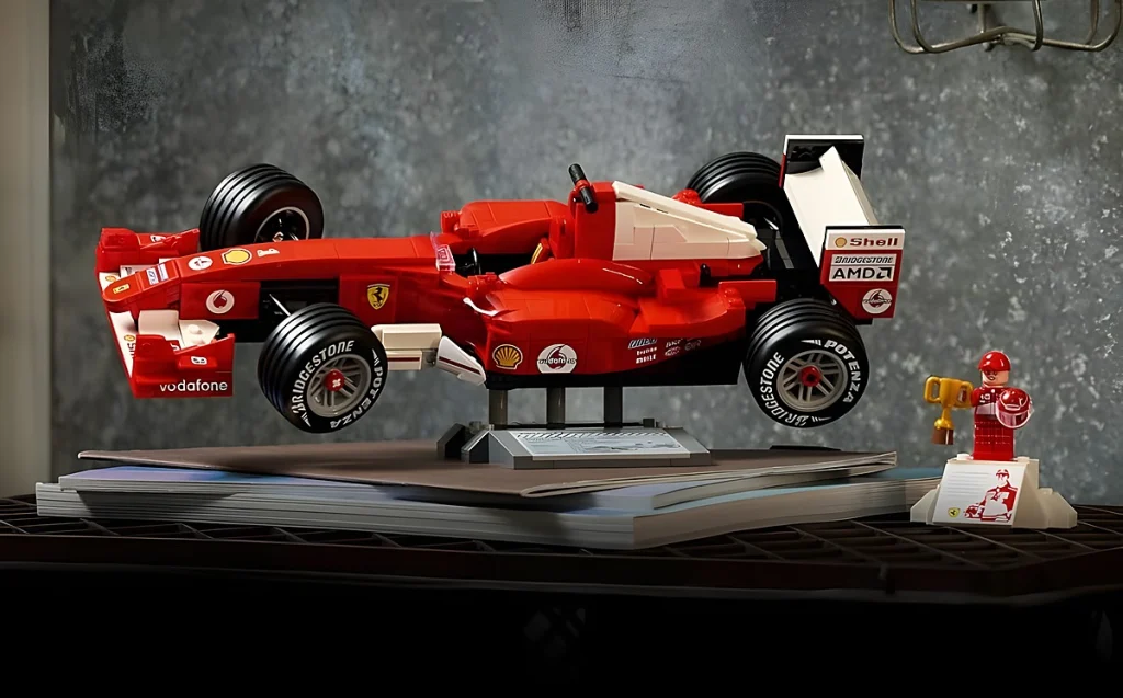 LEGO homenageia Michael Schumacher com um gigantesco mosaico e espetáculo de luzes em Milão no fim de semana do GP de Monza