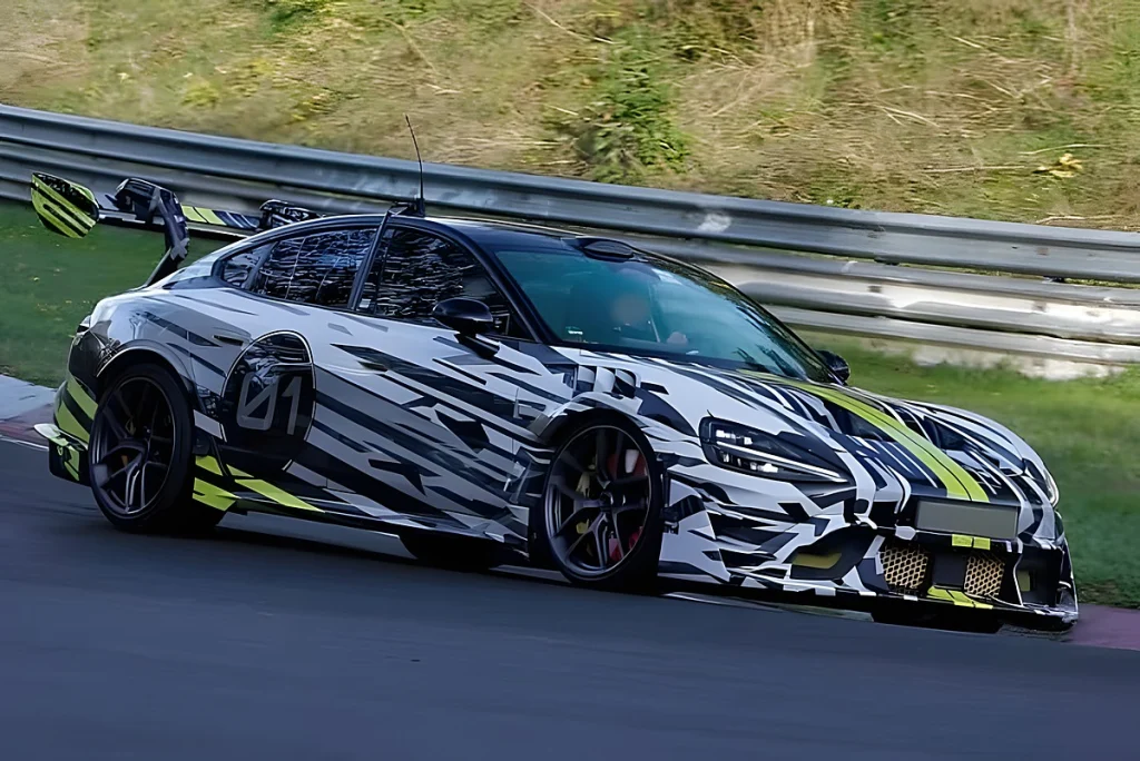 A asa do Xiaomi SU7 Ultra voltou a crescer no Nürburgring