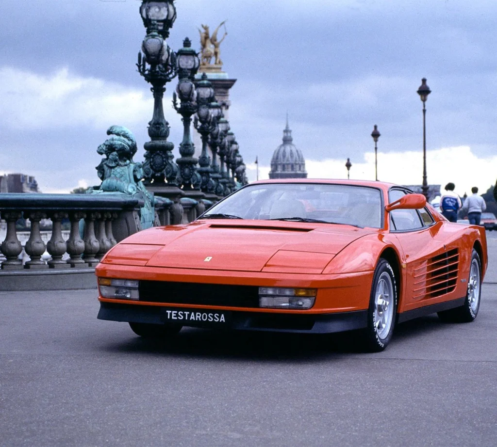 A suspeita de furto na Bélgica travou a viagem de um Ferrari