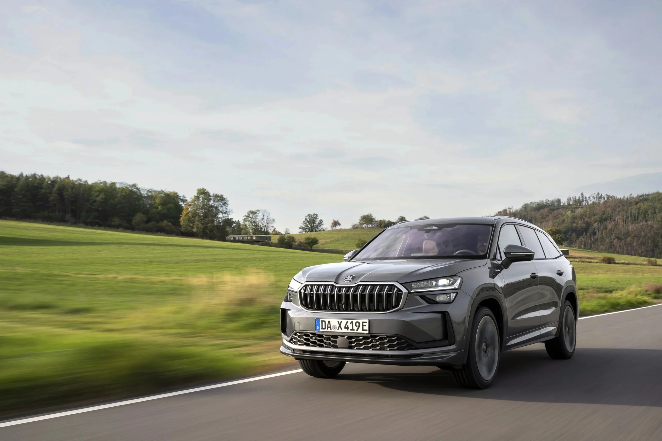 Aos 10 anos, o Škoda Kodiaq ganha um híbrido de 272 cv