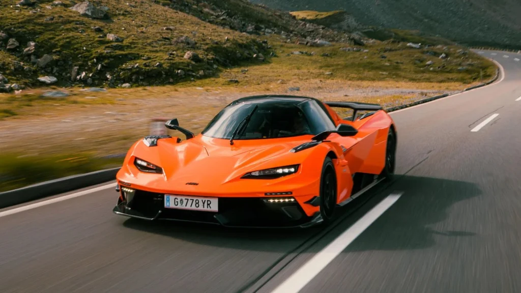 Após 20 anos, KTM X-BOW promete ir mais longe