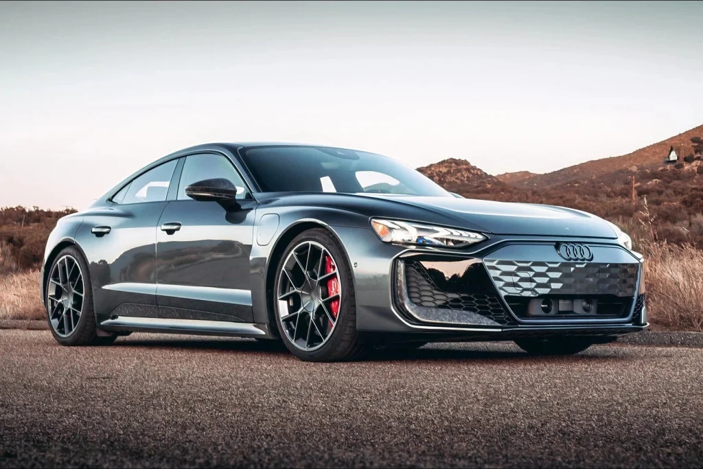 Audi RS e-tron GT performance fez 0-96 km/h em 2,17 s
