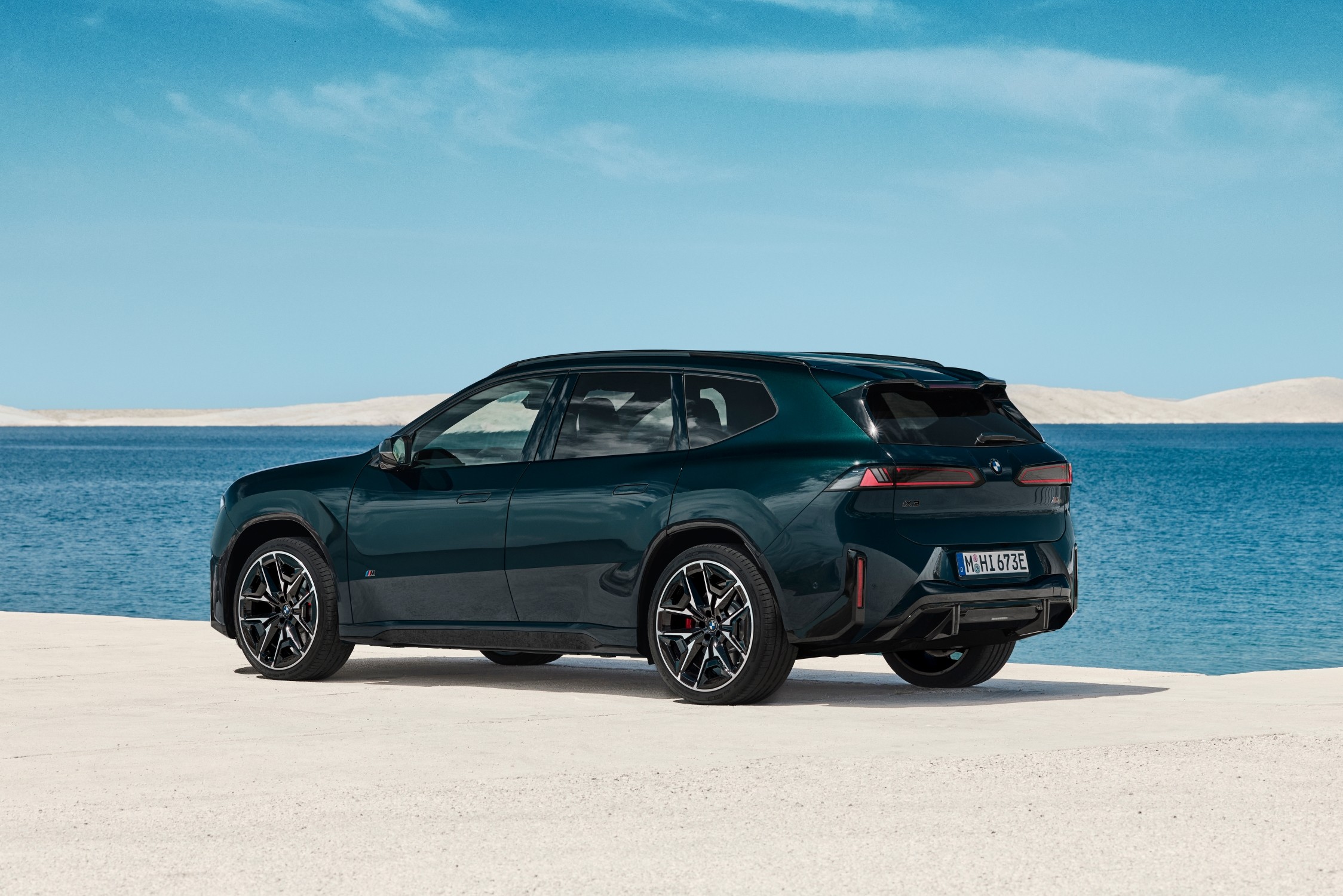 O BMW iX3 M60 xDrive, na galeria oficial da BMW.