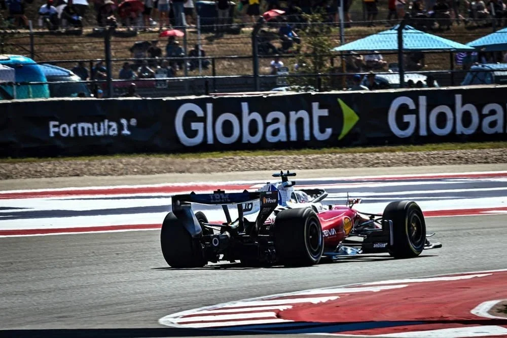 Charles Leclerc domina sexta-feira no GP dos estados unidos de F1