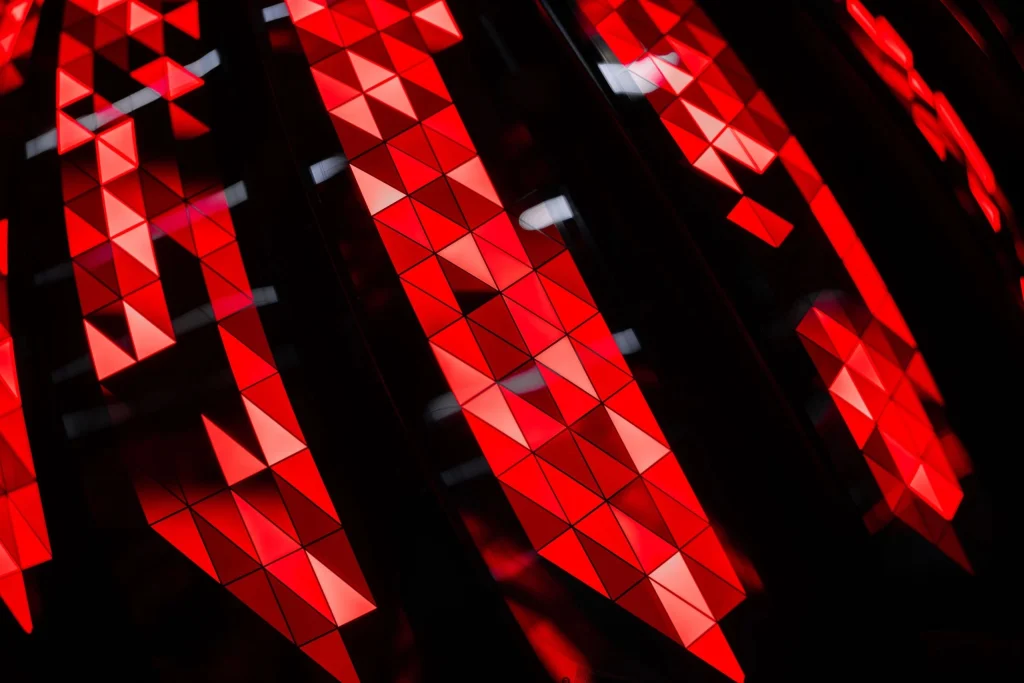 Com vidro de 0,1 mm, o Audi Q9 estreia OLED curvos
